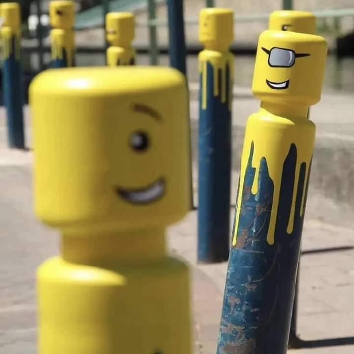 El